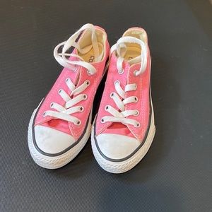 Converse All Star Low Top Youth size 11 pink